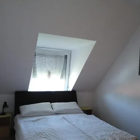 Mit Pool, Wlan, Direktem Seezugang Feriehus Balatonmáriafürdő