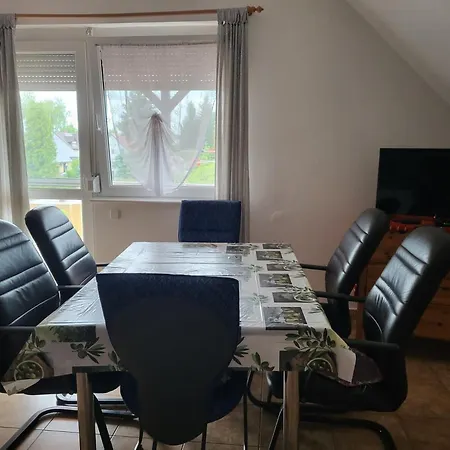 Mit Pool, Wlan, Direktem Seezugang Feriehus