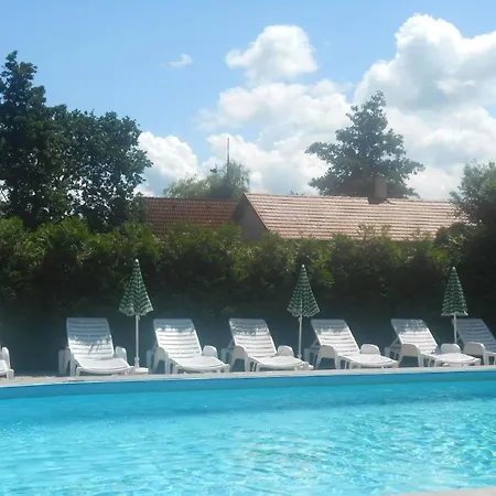 Mit Pool, Wlan, Direktem Seezugang Feriehus *